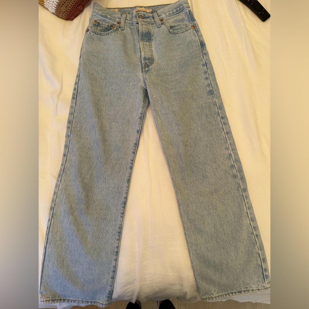 Levi’s Ribcage Straight Ankle Jeans